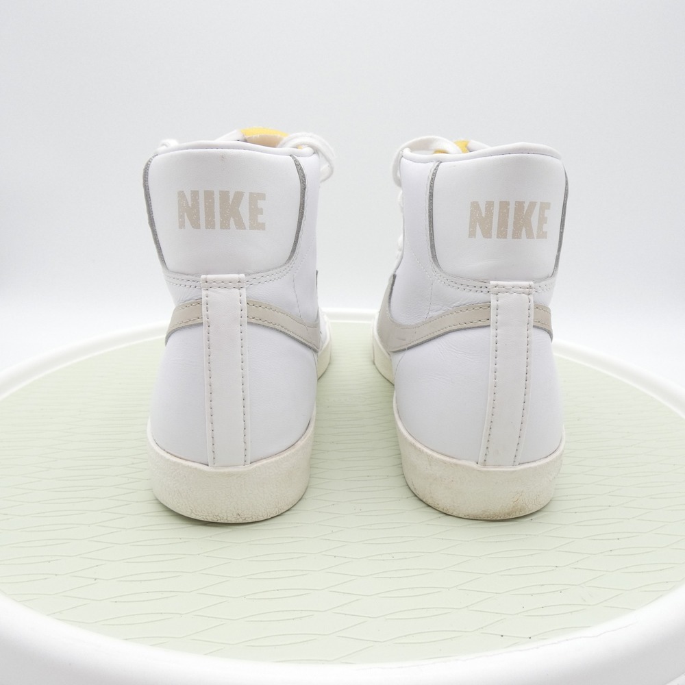 Nike Blazer Mid 77 Vintage White Sail Light Bone BQ6806-106 Mens 10.5 - Picture 4 of 10